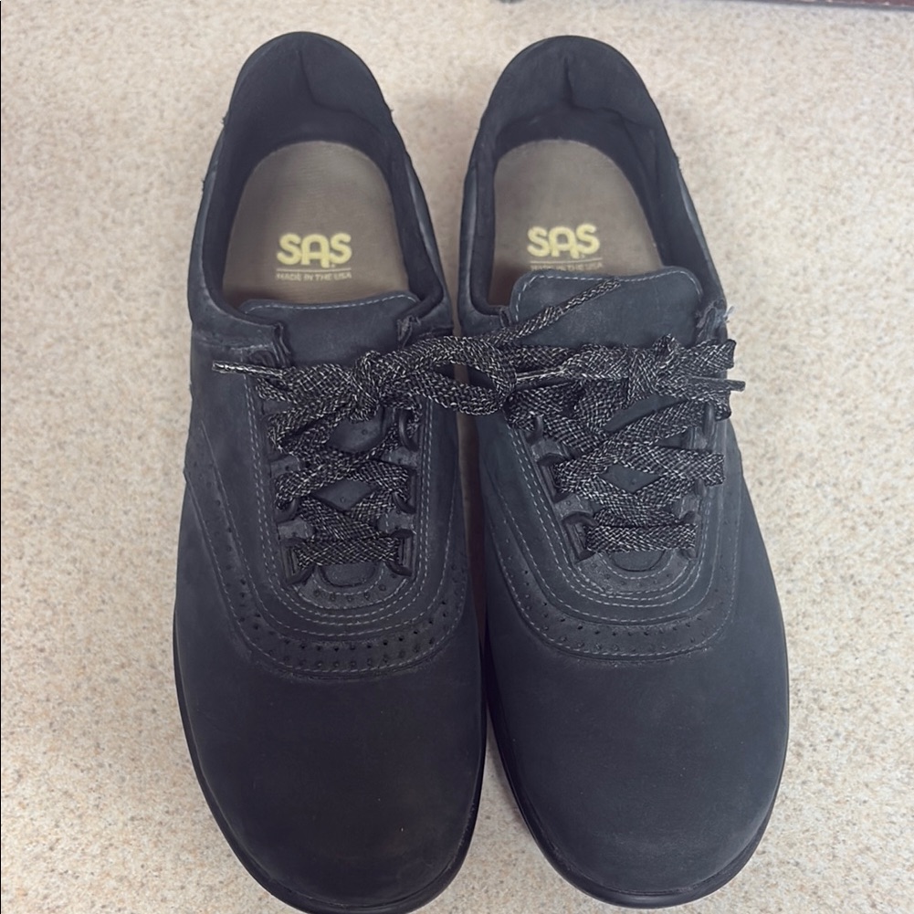 Sas Womans Slim Black Shoes